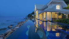 PQCJW Lamarck House Exterior Infinity Pool at JW Phu Quoc Emerald Bay
