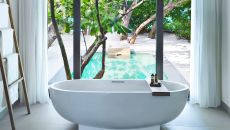 Beach Pool Villa Bathroom