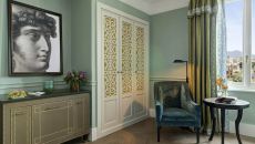 Premium Room at Hotel de la Ville