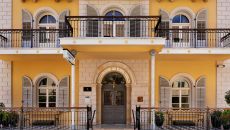 facade The Drisco Hotel