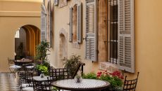 patio The Drisco Hotel