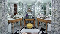 09. Guest room bathroom at Rosewood Hong Kong