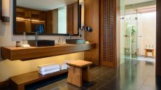 Cliff  Villa  One  Bedroom bathroom