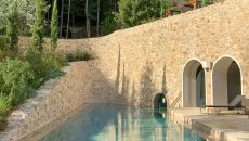 Outdoor pool Euphoria Retreat