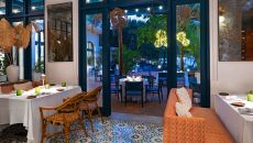 Indoordining at Hotel Santarena