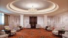 Le Salon breakout