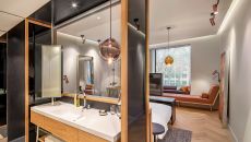 Andaz Munich King Room at Andaz Munich Schwabinger Tor