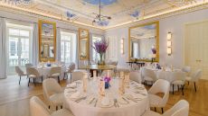  Os  Espelhos  Noble  Room  The  One  Palacio da  Anunciada.