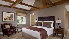 Brew House Deluxe Room Top Floor