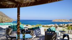 Lobby Bar Veranda at Cayo Exclusive Resort