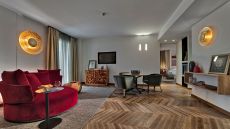 Vital Spa Suite Living