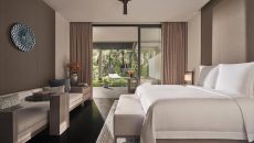 Garden Pool Suite King bedroom Regent Phu Quoc