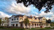 exterior Kimpton Taconic Hotel