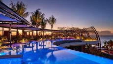 Bisou pool Dusk LUX Grand Baie