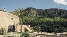 exterior at Es Raco d Arta