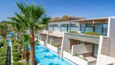 sharing pool Avra Imperial Hotel