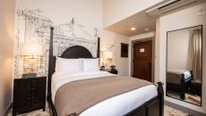 Classic Queen The Lodge at St Edward State Park