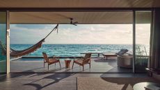 villa one b water pool 115 03