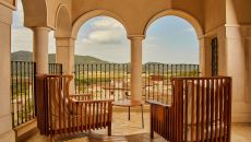 CVGH H22 004 Cap Vermell