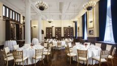 Lincoln Rounds Facing Window