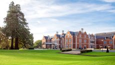 Hotel Exterior Autumn at Fairmont Windsor Park