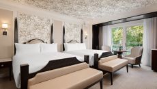 Deluxe Double Double with Balcony Fairmont Windsor Park