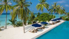 sunset pool bar01 Emerald Faarufushi