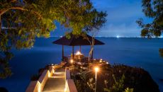 Purnama Honeymoon Bale Night