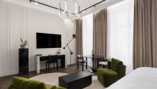 Guestroom at The Amauris Vienna