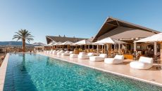 Gmundner Lodge Pool area outside