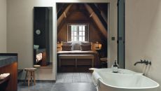 discover the hotel 7 53611739752