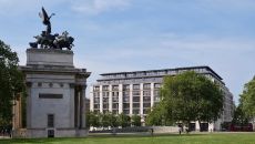 The Peninsula London Exterior