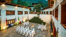 Wedding Dinner at Lower Courtyard COMO Uma Paro