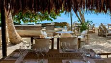 beach dining at Hotel Fasano Trancoso