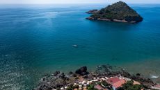 BEACH CLUB Isolotto Horizon at LA ROQQA