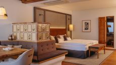 Doppelzimmer Deluxe neu 3 at Interalpen Hotel Tyrol