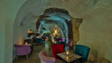 Bar Grotta inside at Botania Relais and Spa