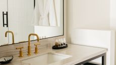 Socialite Bath at Emeline