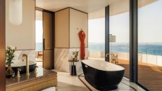 Ocean Pano Room425 Bathroom Wide 2813 at Jumeirah Marsa Al Arab