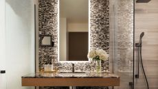 Standard Bath at Intercontinental Bellevue at the Avenue