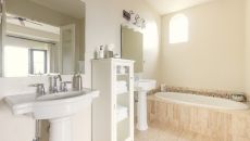 Single Vanity Bathroom Separate Tub at Black Walnut Inn Vineyard