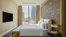 crescent signature suite at Raffles Doha