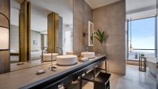 Park Hyatt Kuala Lumpur Corner King Bathroom at Park Hyatt Kuala Lumpur