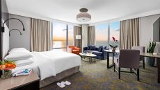 Corner King Studio Layout 1 Hotel X Toronto a Destination by Hyatt Hotel