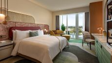 14 Standard King Room Resort View at Pier Sixty Six