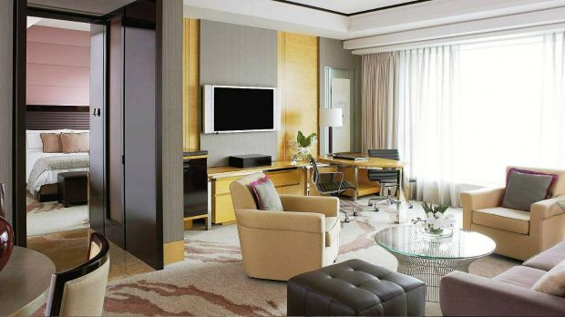 Four Seasons Hotel Hong Kong, Hong Kong, S.A.R., China