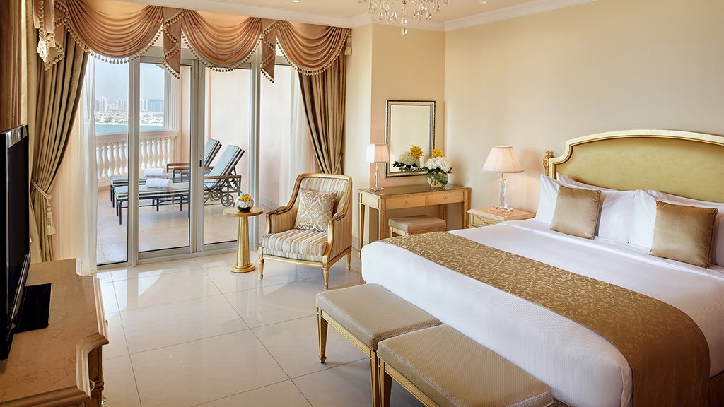 Hotel Feed Superior Premier Penthouse Room